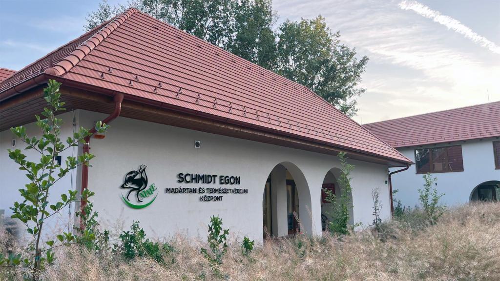központ